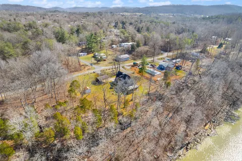 View/Area - 992 Stonegate Dr, Burnside, KY 42519 photo 5 of 14