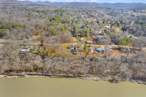 View/Area - 992 Stonegate Dr, Burnside, KY 42519 photo 3 of 14