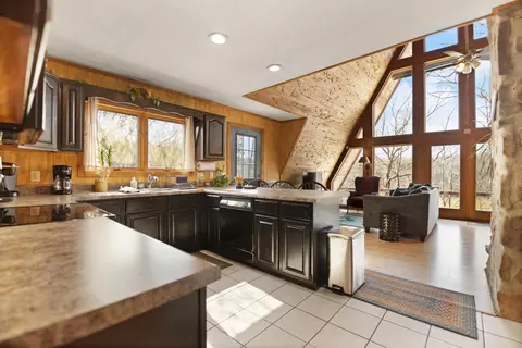 Kitchen - 992 Stonegate Dr, Burnside, KY 42519 photo 3 of 3