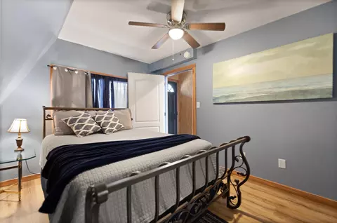 Bedroom - 992 Stonegate Dr, Burnside, KY 42519 photo 7 of 9