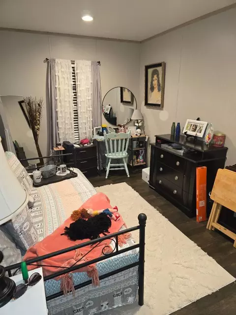Bedroom - 156 Eagle Crest Dr, Nancy, KY 42544 photo 6 of 6
