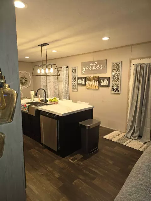 Kitchen - 156 Eagle Crest Dr, Nancy, KY 42544 photo 2 of 3