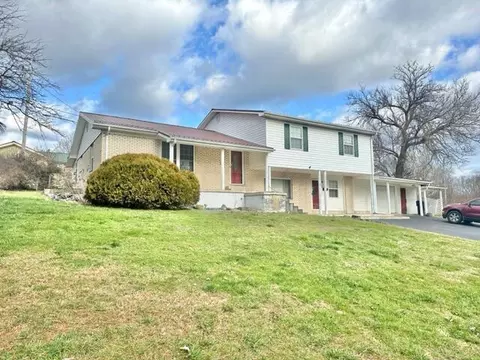 51 Twin Lake Estates Cir, Pine Knot, KY 42635