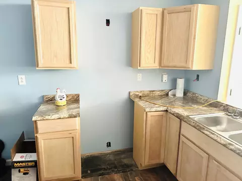 Kitchen - 391 Main Street St, Salvisa, KY 40372 photo 6 of 11