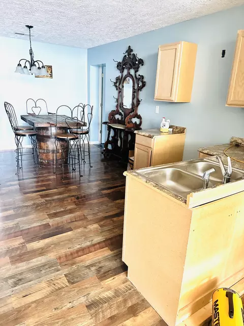 Kitchen - 391 Main Street St, Salvisa, KY 40372 photo 8 of 11
