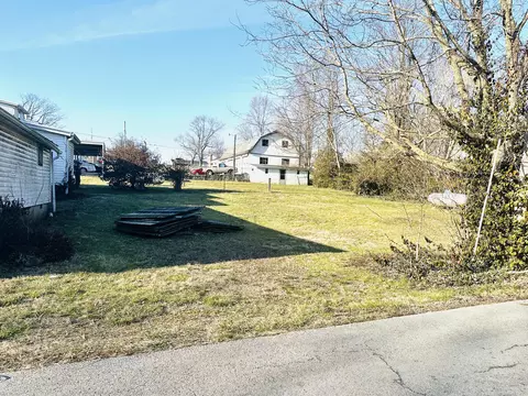 Exterior - 391 Main Street St, Salvisa, KY 40372 photo 8 of 8