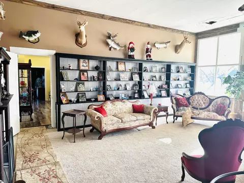 Living - 391 Main Street St, Salvisa, KY 40372 photo 7 of 7