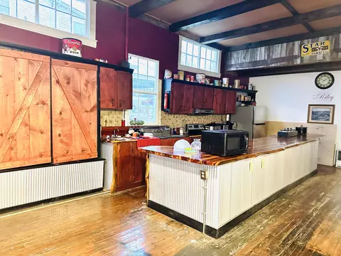 Kitchen - 391 Main Street St, Salvisa, KY 40372 photo 3 of 11