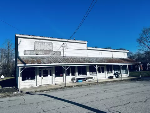 Exterior - 391 Main Street St, Salvisa, KY 40372 photo 6 of 8