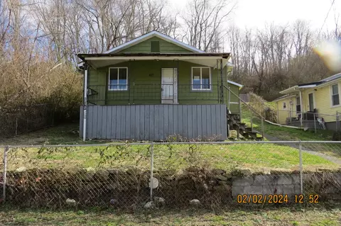 407 Scott Ave, Cumberland, KY 40823