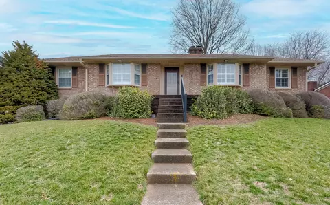 201 Southpoint Dr, Lexington, KY 40515