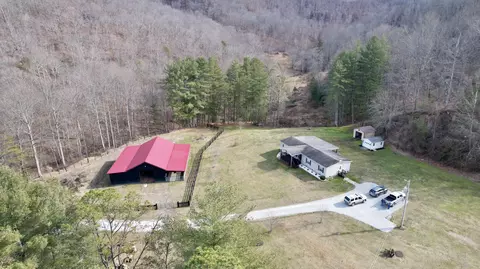 2135 Urban Creek Rd, Manchester, KY 40962