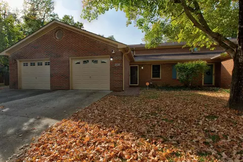 402 Cheyenne Trl E, Georgetown, KY 40324
