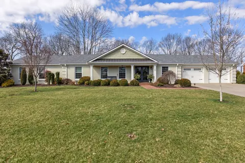 128 Lone Oak Dr, Nicholasville, KY 40356