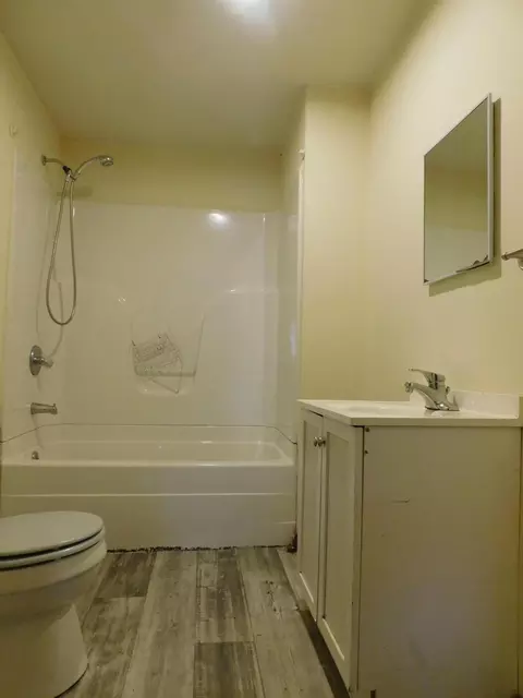 Bath - 146 Bailey Loop, Loyall, KY 40854 photo 1 of 2