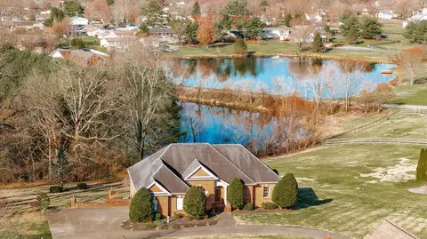 110 Overview Dr, Somerset, KY 42503