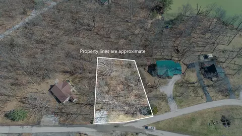 209 Azalea Ct, Carlisle, KY 40311