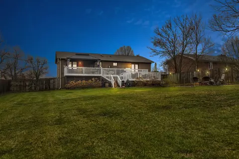 3297 Carriage Ln, Lexington, KY 40517