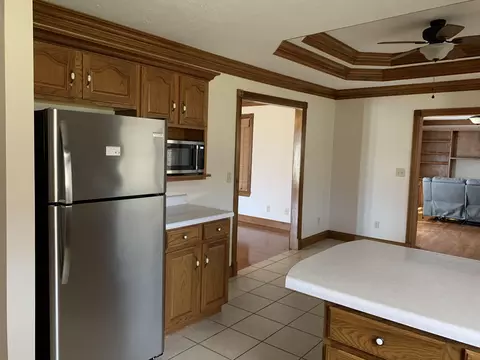 Kitchen - 20 Trammell Ln, Corbin, KY 40701 photo 5 of 8