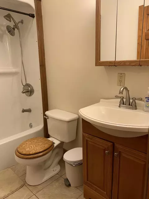 Bath - 20 Trammell Ln, Corbin, KY 40701 photo 6 of 8
