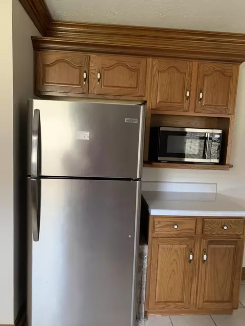 Kitchen - 20 Trammell Ln, Corbin, KY 40701 photo 6 of 8
