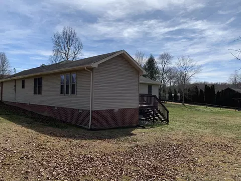 Exterior - 20 Trammell Ln, Corbin, KY 40701 photo 5 of 16