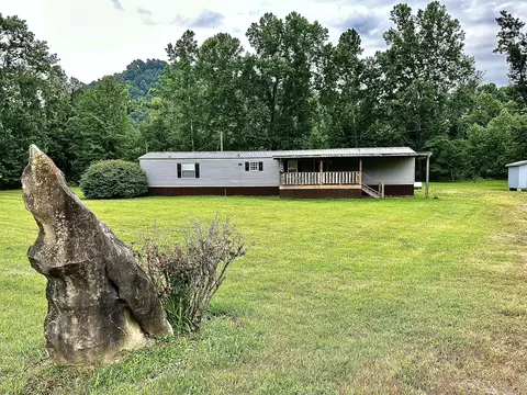 311 Dry Creek Rd, Clearfield, KY 40313