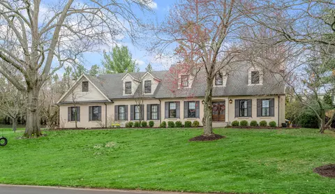 715 Kirkland Dr, Lexington, KY 40502