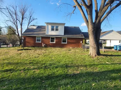 404 E 2nd St, Perryville, KY 40468 photo 2