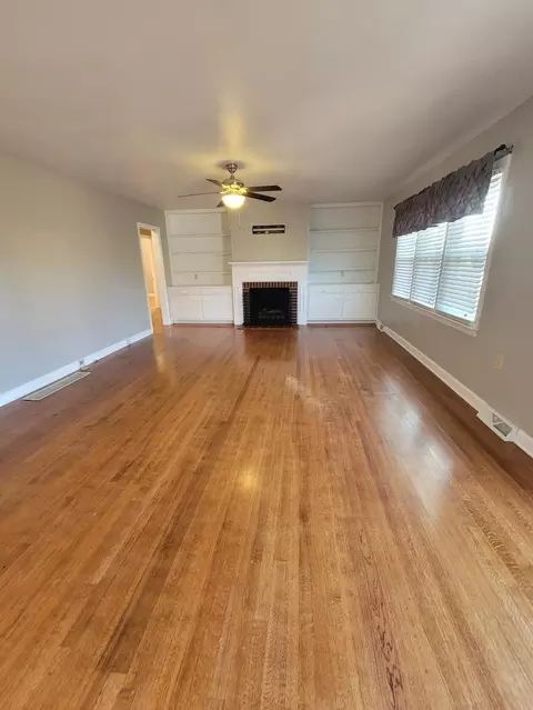 404 E 2nd St, Perryville, KY 40468 photo 6