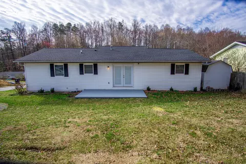 900 W 8th St, Corbin, KY 40701 photo 4