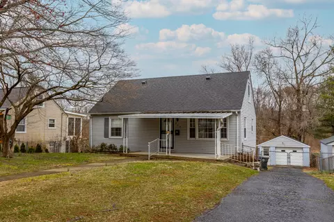 822 Furlong Dr, Lexington, KY 40504