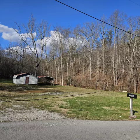 3056 Wolf Creek Rd, Williamsburg, KY 40769