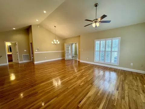 1643 Old Silo Hill Dr, Mount Sterling, KY 40353