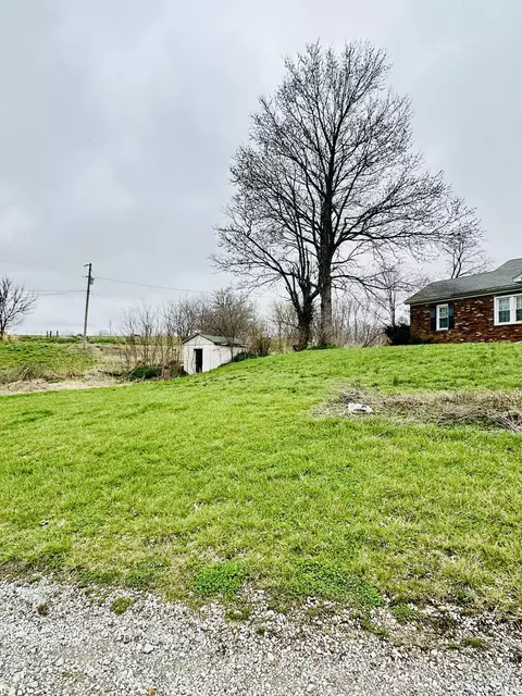 1500 Horan Ln, Springfield, KY 40069 photo 5