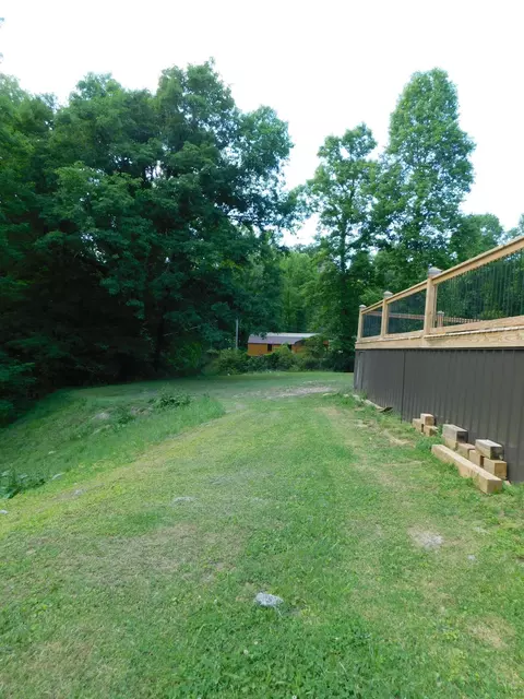 Exterior - 1100 Coldiron Hts, Baxter, KY 40806 photo 12 of 13