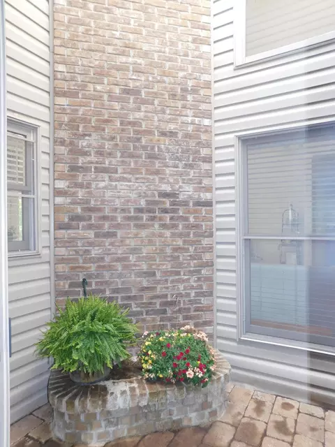 Exterior - 1100 Coldiron Hts, Baxter, KY 40806 photo 4 of 13