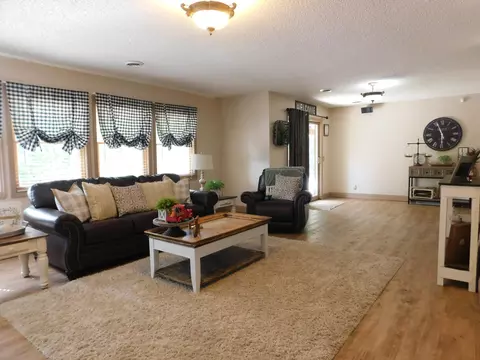 Living - 1100 Coldiron Hts, Baxter, KY 40806 photo 31 of 43