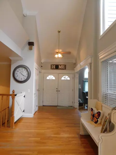 Entry Way - 1100 Coldiron Hts, Baxter, KY 40806 photo 1 of 3