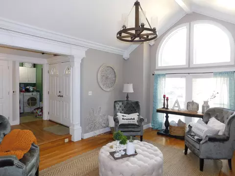 Living - 1100 Coldiron Hts, Baxter, KY 40806 photo 12 of 43