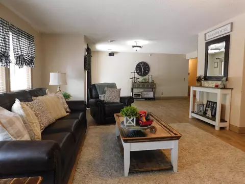 Living - 1100 Coldiron Hts, Baxter, KY 40806 photo 28 of 43