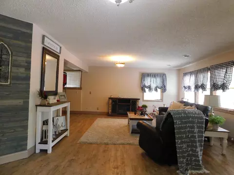 Living - 1100 Coldiron Hts, Baxter, KY 40806 photo 30 of 43
