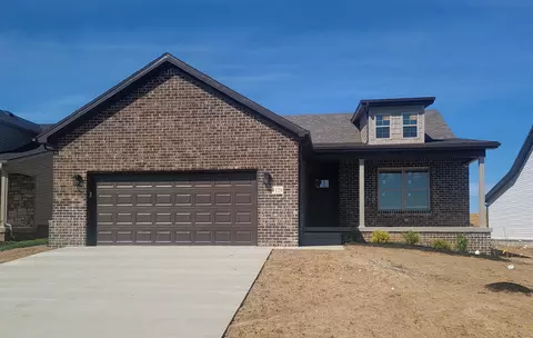 1128 Mission Dr, Richmond, KY 40475