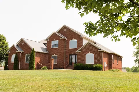 20 San Marco Dr, Somerset, KY 42503