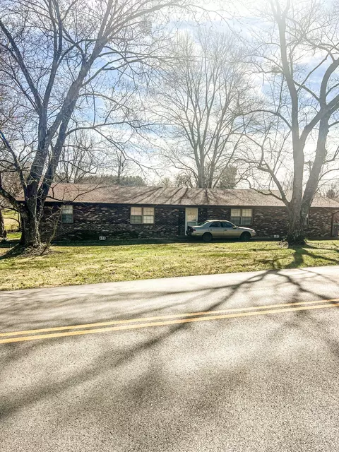 781 W Bourbon Rd, Somerset, KY 42503