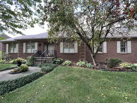 2200 Woodburn Hall Rd, Lexington, KY 40515