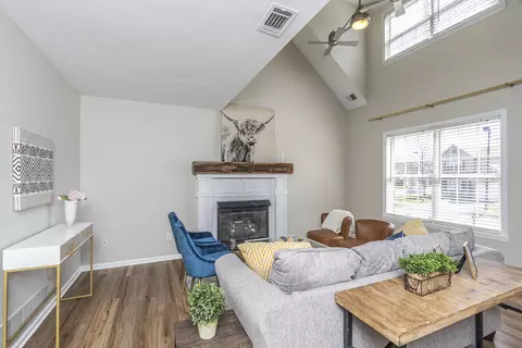 1237 Aspen St, Lexington, KY 40509