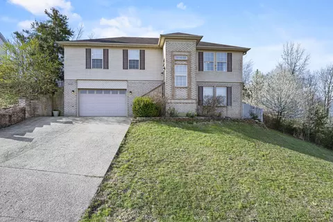 506 Ashley Ct, Berea, KY 40403