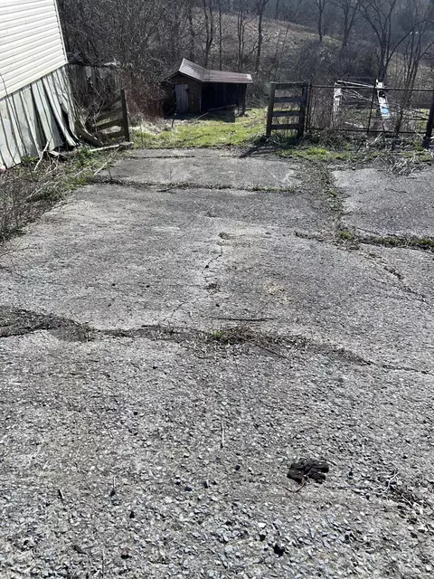 Exterior - 7447 Energy Rd, Ewing, KY 41039 photo 6 of 25