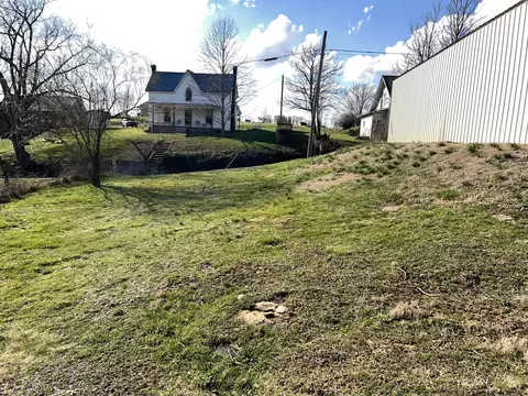 Exterior - 7447 Energy Rd, Ewing, KY 41039 photo 19 of 25
